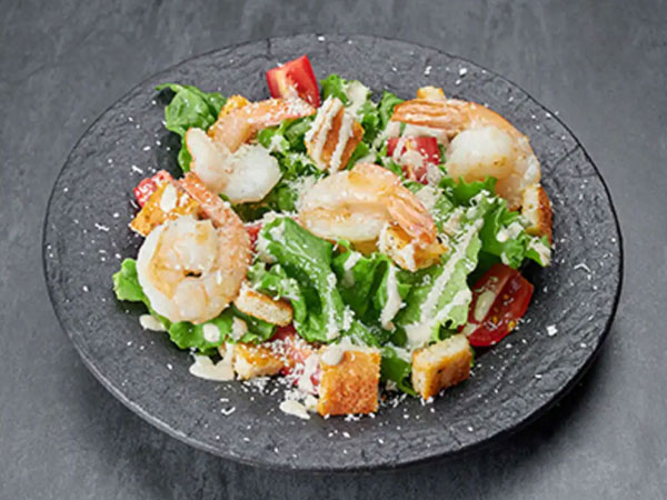 Фото Салат Цезарь с креветкой